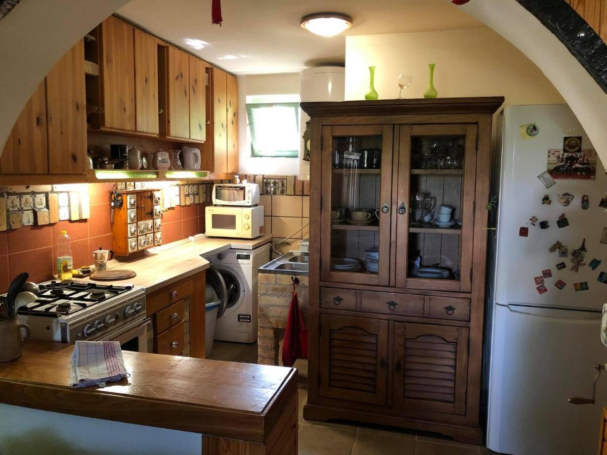 Szendergo - Apartman Hajos Pincefalu Extérieur photo